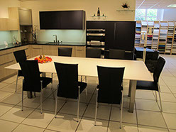 Küchenausstellung im Glarnerland